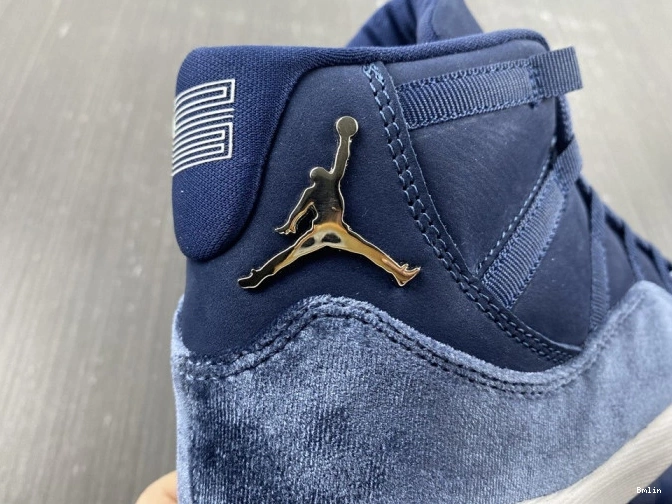 Bmlin Air AR0715-441 WMNS Midnight Velvet Jordan Navy 11 0816
